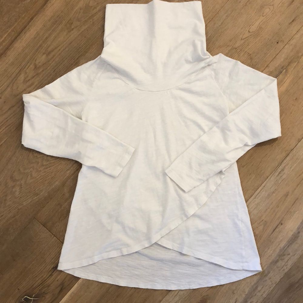 Mod-O-Doc White Turtleneck With Layered Detail (S) - image 1